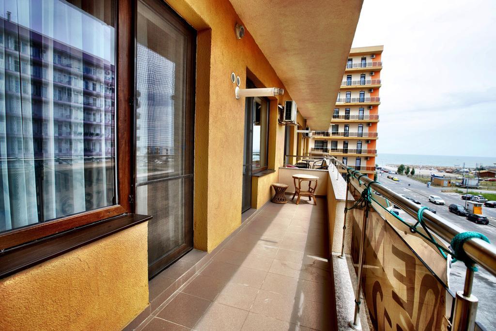 Theo Summerland Seaview Mamaia Exterior foto
