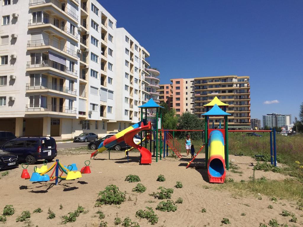 Theo Summerland Seaview Mamaia Exterior foto